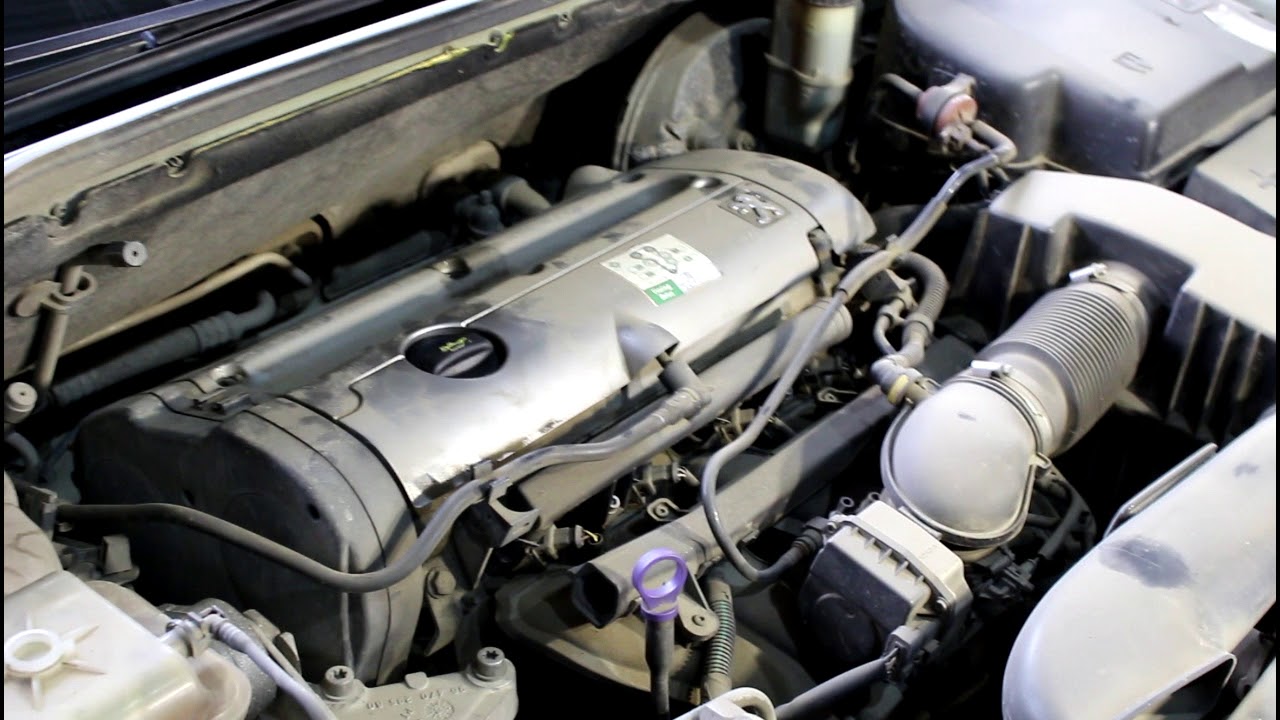 Замена масла в двигателе и фильтров  Peugeot 407 1,8 Пежо 407 2005 года