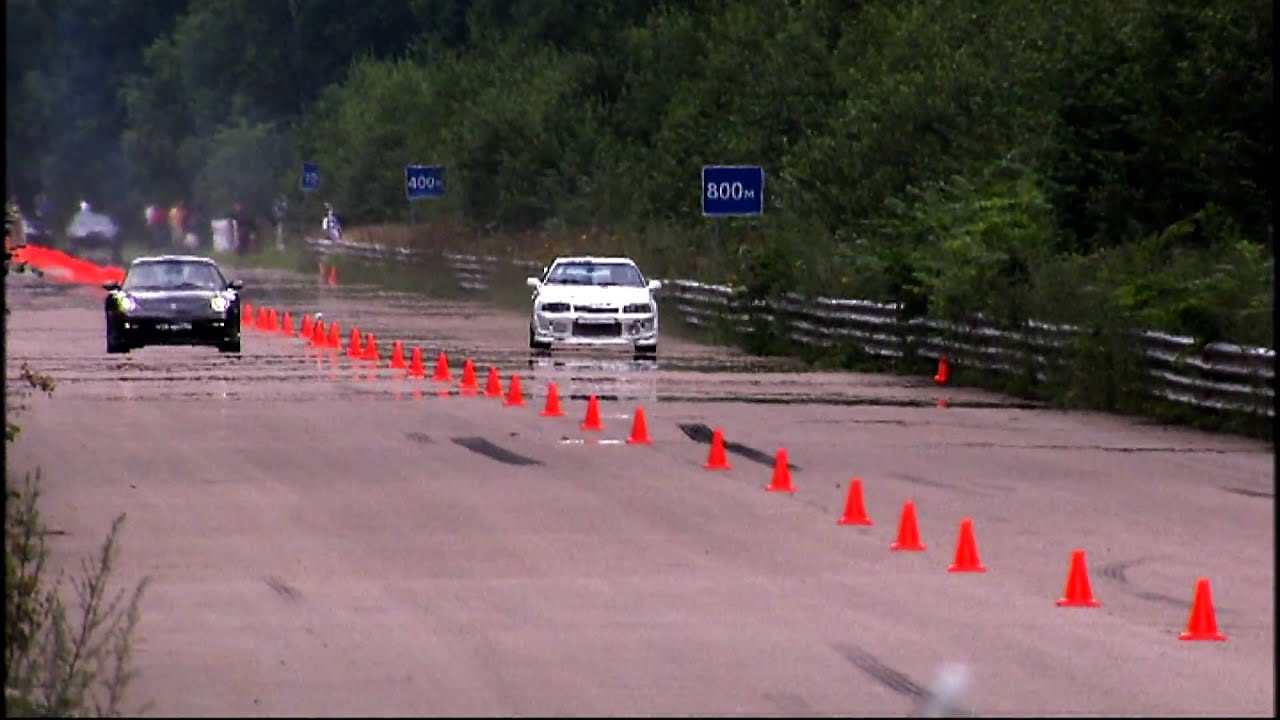 Moscow Unlim 500: Porsche 911 Switzer vs Nissan Skyline 34