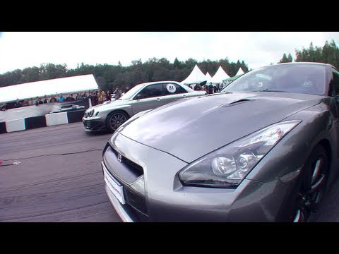 Nissan GT-R vs Subaru WRX STi