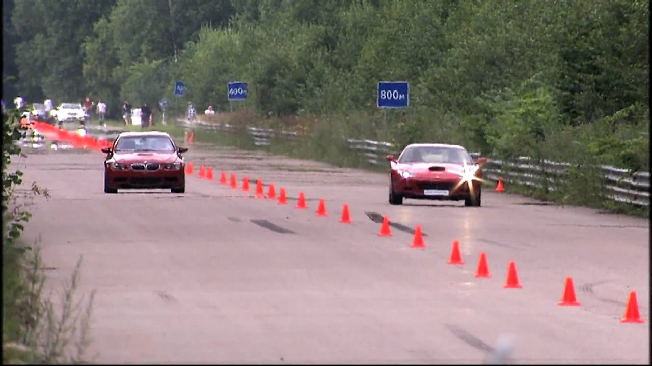 Moscow Unlim 500: BMW M3 vs Ferrari 575M