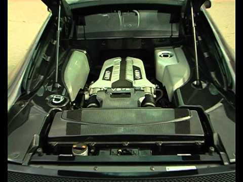Тест-драйв Audi R8