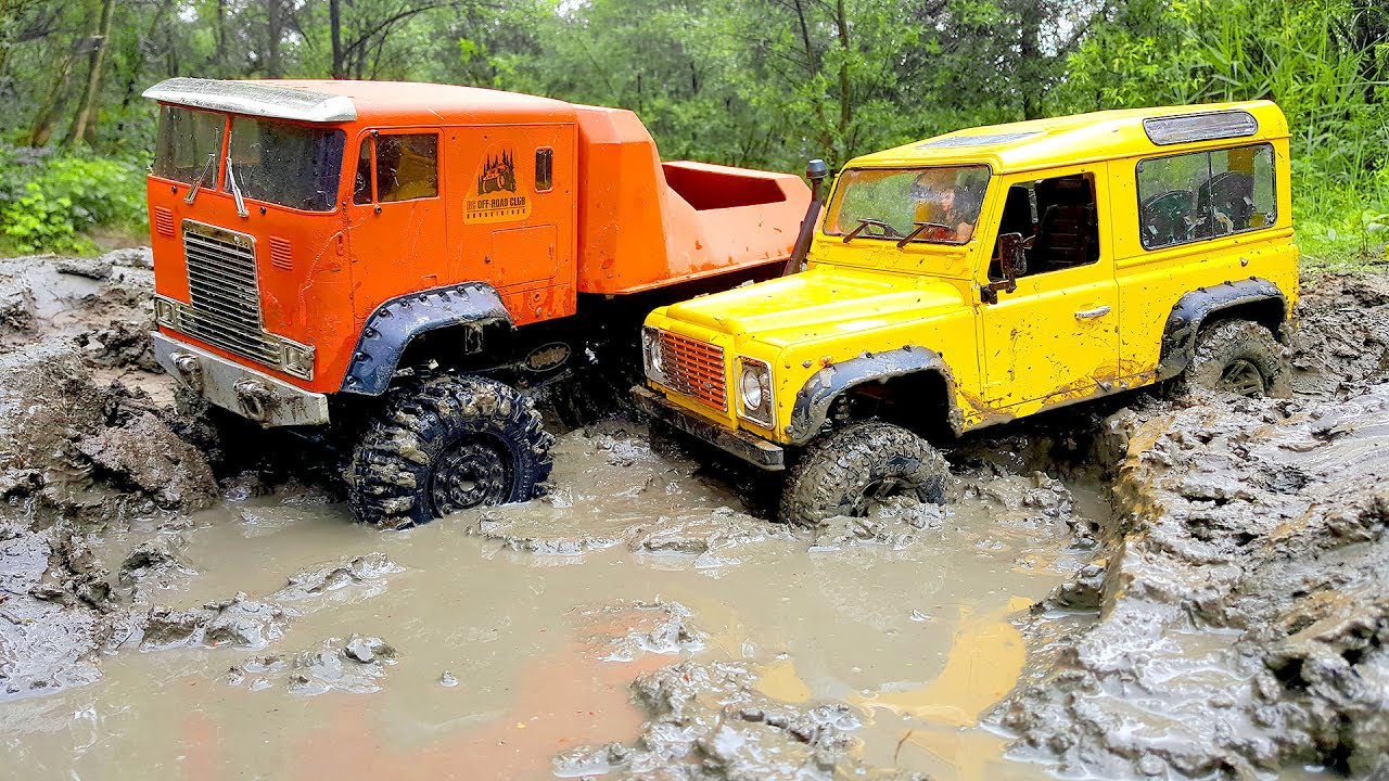 RC Trucks Mudding — Land Rover Defender 4x4 and The Beast RC4WD 6x6 Part One — RC Extreme Pictures